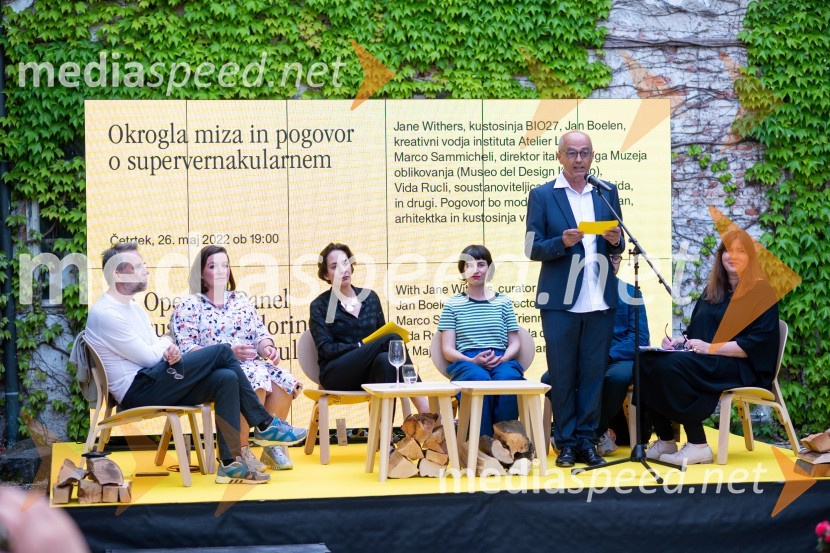  Jan Boelen, kustos za oblikovanje, arhitekturo in sodobno umetnost;  ... ;  Jane Withers, kustosinja za oblikovanje, svetovalka in pisateljica;  Vida Rucli, soustanoviteljica kolektiva Robida ;  ... ;  Maja Vardjan, kustostinja v Muzeju za arhitekturo in oblikovanjeOdprtje 27. bienala oblikovanja, Muzej za arhitekturo in oblikovanje