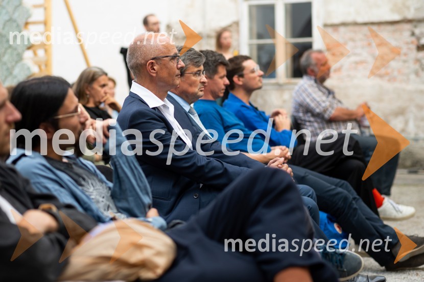  Bogo Zupančič, direktor, Muzej za arhitekturo in oblikovanjeOdprtje 27. bienala oblikovanja, Muzej za arhitekturo in oblikovanje