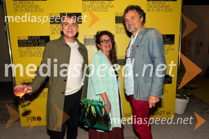  Blaž Peršin, direktor Muzeja in galerije mesta Ljubljane;  Lisa Corva, novinarka in pisateljica;  Brane Ribič, arhitektOdprtje 27. bienala oblikovanja, Muzej za arhitekturo in oblikovanje