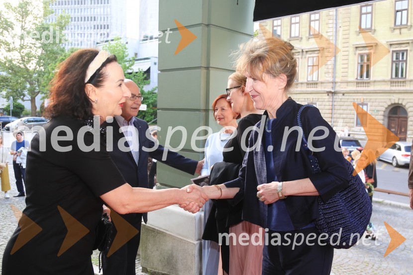  ... ;  Vesna Jurca Tadel, ravnateljice SNG Drama LjubljanaKabaret Kaspar, premiera