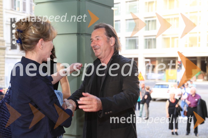 Kabaret Kaspar, premiera