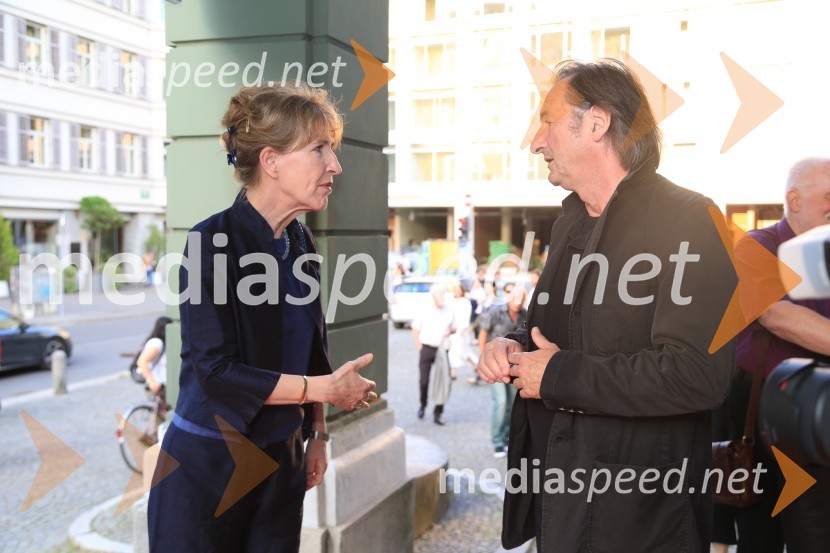  Vesna Jurca Tadel, ravnateljice SNG Drama Ljubljana;  ... Kabaret Kaspar, premiera
