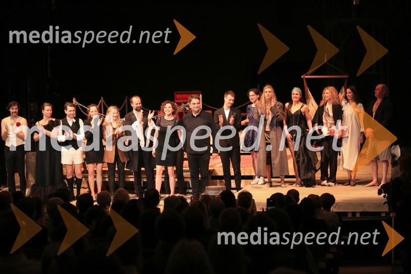 Kabaret Kaspar, premiera