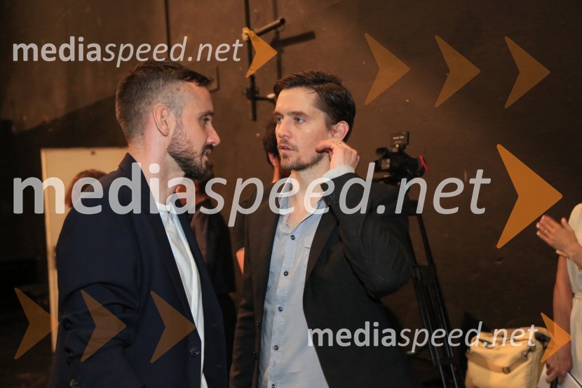  Jernej Pristov, vodja službe za odnose z javnostmi SNG Drama Ljubljana;  Klemen Janežič, igralec Kabaret Kaspar, premiera