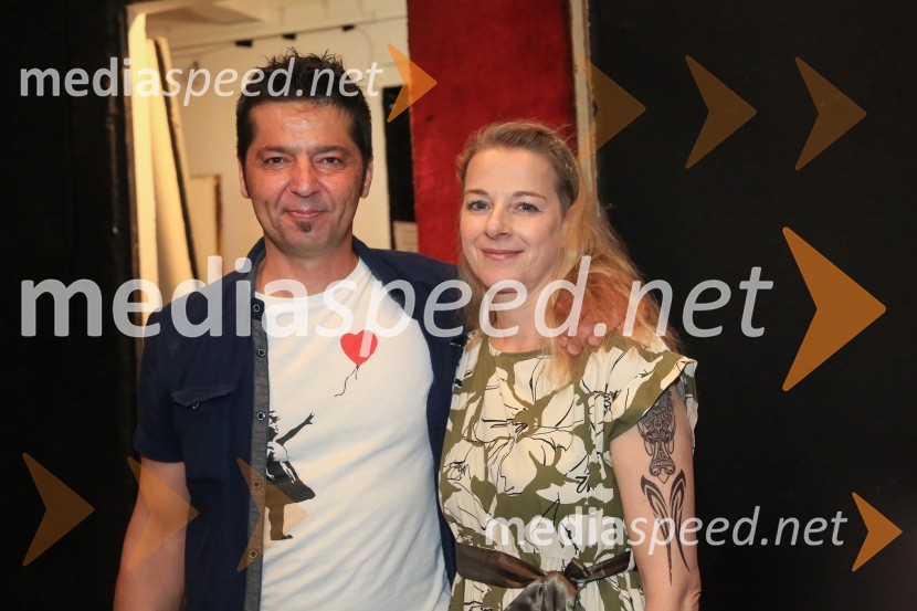  ... ;  Barbara Cerar, igralkaKabaret Kaspar, premiera