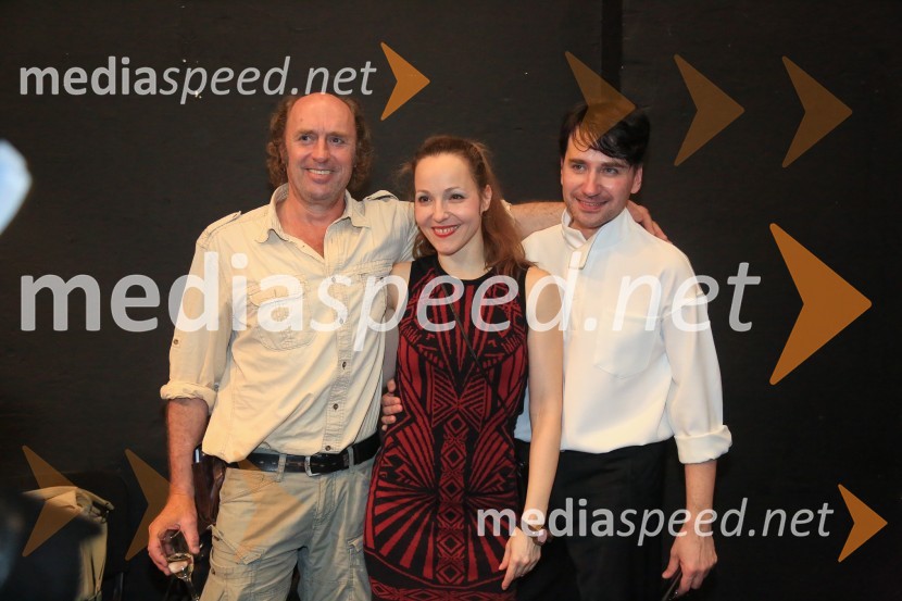  Janez Škof, igralec;  Iva Babić, igralka;  Saša Tabaković, igralec, nekdanji poslanec SMCKabaret Kaspar, premiera