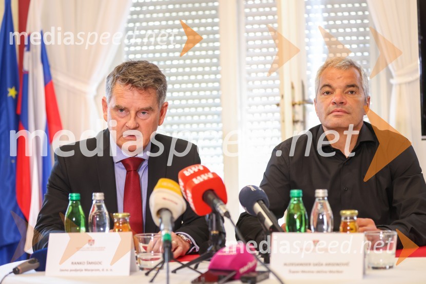  Ranko Šmigoc, direktor, Marprom;  Sašo Arsenovič, župan občine MariborSlavnostni podpis sporazuma o skupni organizaciji Zlate lisice