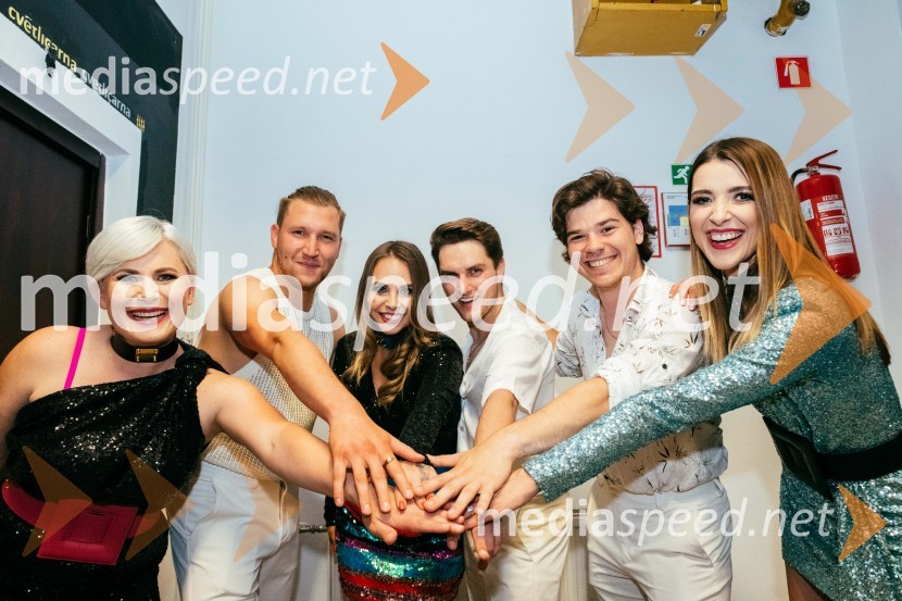  Ana  Praznik, voditeljica, pevka Bepop;  Luka  Cvetičanin, Booom;  Tinkara Fortuna, skupina Bepop;  Matevž Derenda, Booom;  Patrik Mrak, Booom;  Alenka  Husič, pevka, skupina Sopranos, skupina BepopPopstars united, koncert