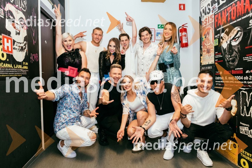  Ana  Praznik, voditeljica, pevka Bepop;  Marko Popovič - Mark, skupina Game Over;  Luka  Cvetičanin, Booom;  Tinkara Fortuna, skupina Bepop;  Sebastian Podgornik, pevec in plesalec;  Matevž Derenda, Booom;  Eva Erazem;  Patrik Mrak, Booom;  Štefan  Čamič - Steffanio, skupina Game Over;  Alenka  Husič, pevka, skupina Sopranos, skupina Bepop;  Denis  Vučak- Deniss, skupina Game OverPopstars united, koncert