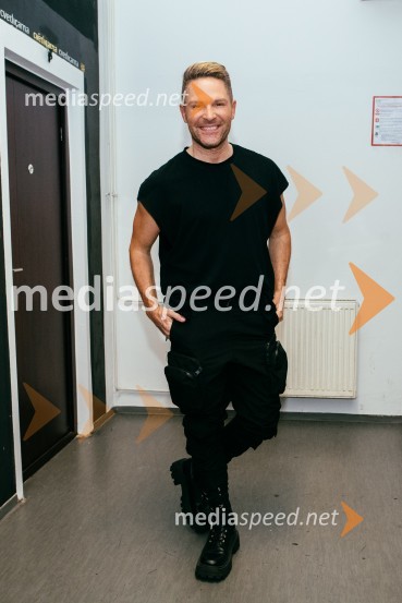  Sebastian Podgornik, pevec in plesalecPopstars united, koncert