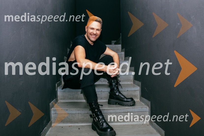  Sebastian Podgornik, pevec in plesalecPopstars united, koncert