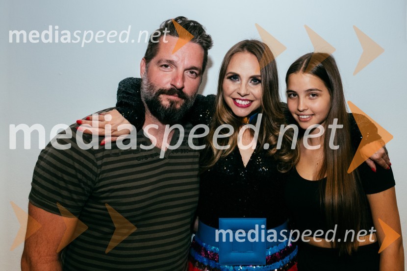  Peter  Fortuna;  Tinkara Fortuna, skupina Bepop;  Taja FortunaPopstars united, koncert