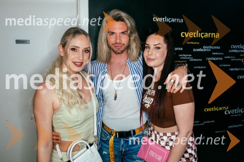  Ines Erbus, pevka;  Tibor Golob, fotograf;  Nika KrmecPopstars united, koncert