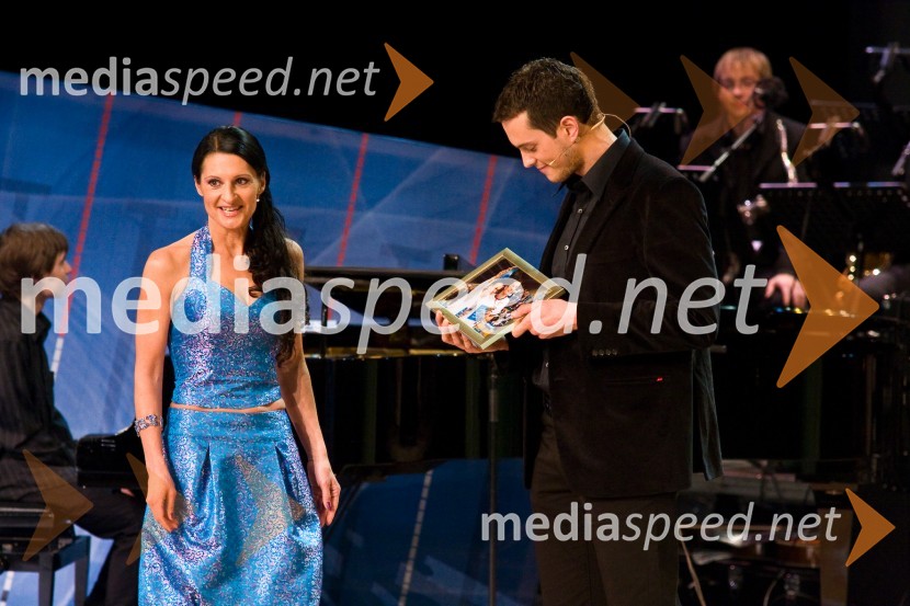 Uršula Majcen, športna novinarka in komentatorka na Valu 202 in Matjaž Markič, plavalecŠportnik leta 2008