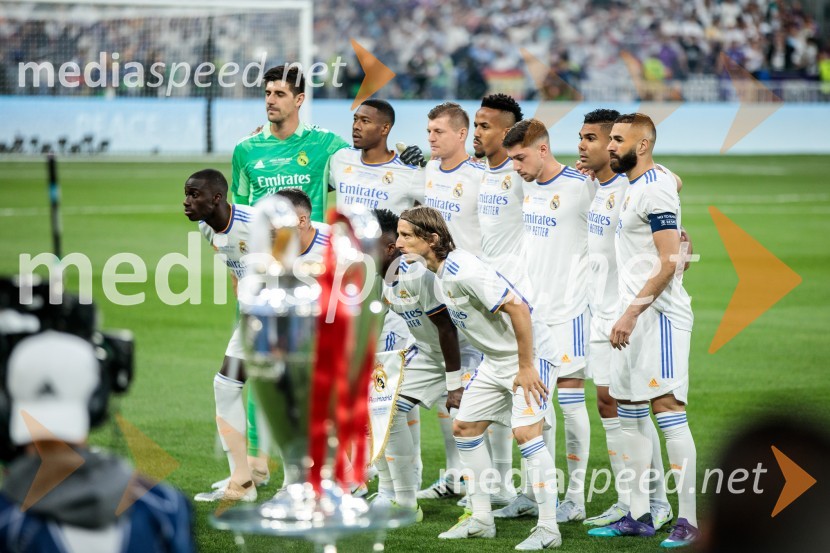  Ferland Mendy, nogometaš;  Thibaut Courtois, vratar, Chelsea;  David Alaba, nogometaš;  Luka Modrić, nogometaš;  Toni Kroos, nogometaš;  Éder Gabriel Militão, nogometaš, Real Madrid CF;  Federico Valverde, nogometaš;  Carlos   Casemiro, nogometaš;  Karim Benzema, nogometašReal Madrid in Liverpool, finalna tekma Lige prvakov