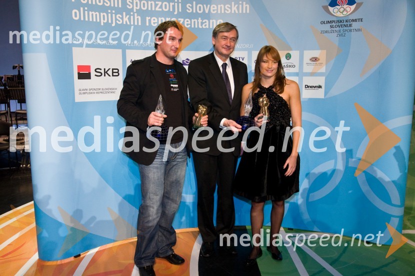 Primož Kozmus, atlet in športnik leta 2008 (dobitnik zlate medalje na OI v Pekingu), dr. Danilo Türk, predsednik Republike Slovenije in Sara Isakovič, plavalka in športnica leta 2008 (dobitnica srebrne medalje na OI v Pekingu)Športnik leta 2008