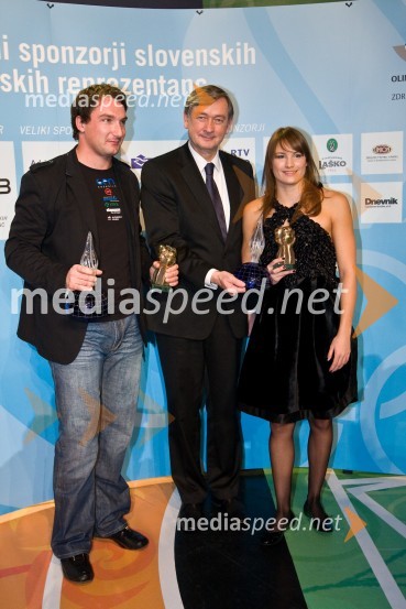 Primož Kozmus, atlet in športnik leta 2008 (dobitnik zlate medalje na OI v Pekingu), dr. Danilo Türk, predsednik Republike Slovenije in Sara Isakovič, plavalka in športnica leta 2008 (dobitnica srebrne medalje na OI v Pekingu)Športnik leta 2008