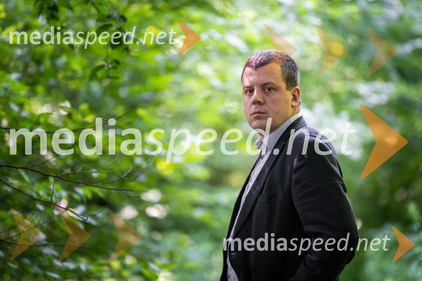  Ivan Kramberger mlajši, vodja varovanja in požarne zaščite Magna Steyr, d.o.oIvan Kramberger mlajši, portret