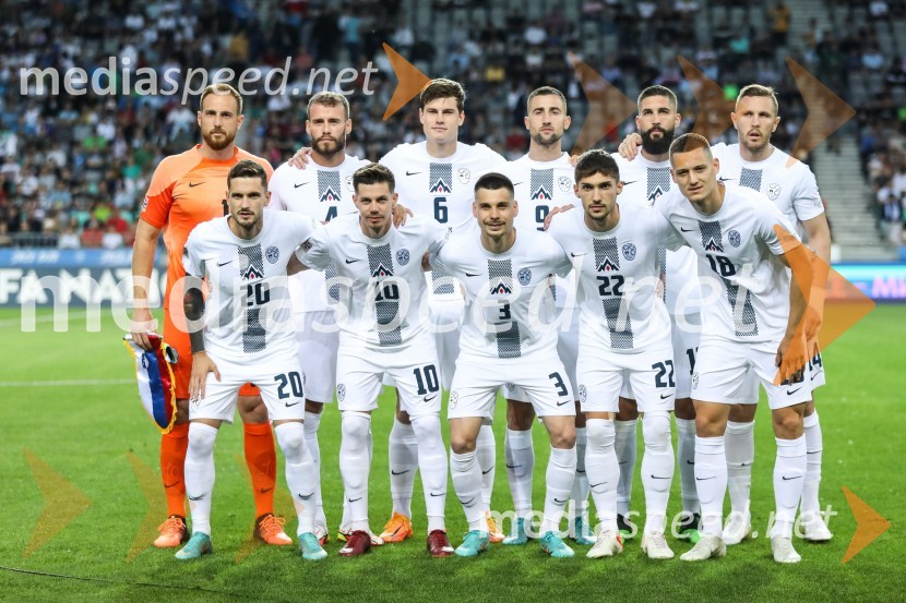  Jan Oblak, nogometaš, Atletico Madrid;  Petar Stojanović, nogometaš, GNK Dinamo Zagreb;  Miha Blažič, nogometaš, NK Domžale;  Miha Zajc, nogometaš, Fenerbahče SK;  Jaka Bijol, nogometaš, PFC CSKA Moskva;  Gregor  Sikošek, nogometaš, NK Domžale;  Andraž Šporar, nogometaš, ŠK Slovan Bratislava;  Adam Gnezda Čerin, nogometaš, NK Domžale;  Miha Mevlja, nogometaš, PFC Sochi;  Žan Celar, nogometaš;  Jasmin Kurtić, nogometaš, SpalLiga narodov: Slovenija - Švedska