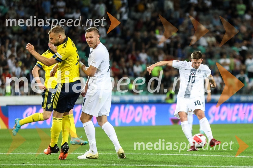  ... ;  Jasmin Kurtić, nogometaš, Spal;  Miha Zajc, nogometaš, Fenerbahče SKLiga narodov: Slovenija - Švedska