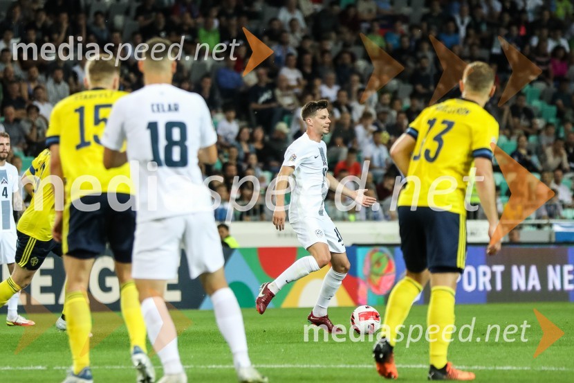  Miha Zajc, nogometaš, Fenerbahče SKLiga narodov: Slovenija - Švedska