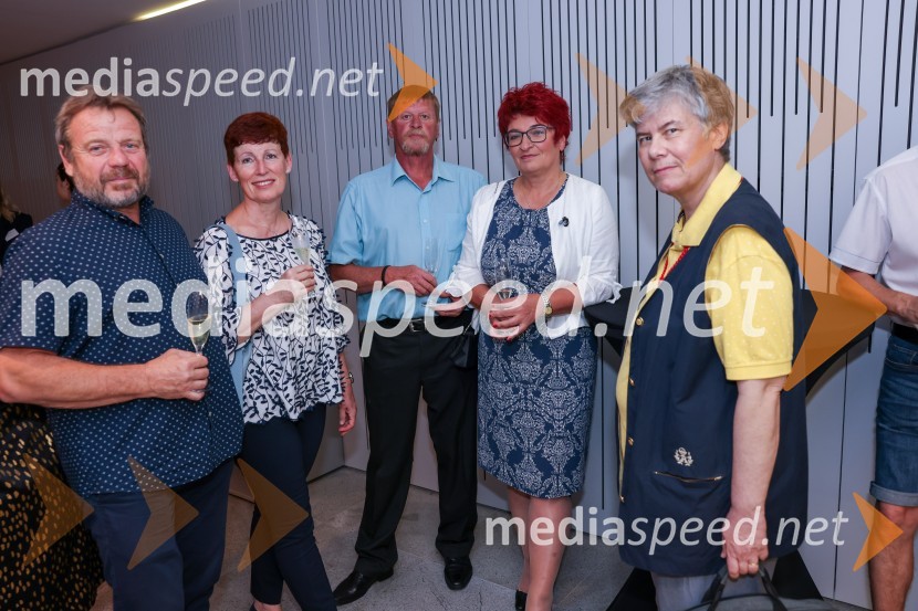  Andrej Borko, pomočnik direktorja Narodnega doma Maribor;  Blanka Borko;  Branimir Herman;  Sanja Miljuš Herman; mag. Mirjana Ivanuša - Bejzak, pregavateljica VSGTAmbasador gostoljubja in dobrega počutja 2022 VSGT Maribor