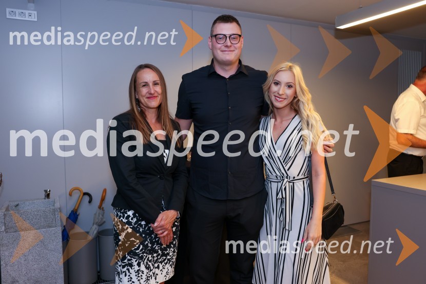  Tatjana Klakočar, predavateljica na VSGT Maribor;  Žiga Sledič, Ambasador dobrega počutja VSGT Maribor 2019;  Maja Cerić, diplomantka VSGT, ambasadorka dobrega počutja 2020Ambasador gostoljubja in dobrega počutja 2022 VSGT Maribor