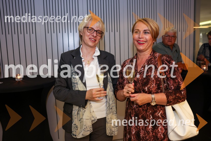  ... ;  Ilona Stermecki, v.d. direktorice podjetja STOAmbasador gostoljubja in dobrega počutja 2022 VSGT Maribor