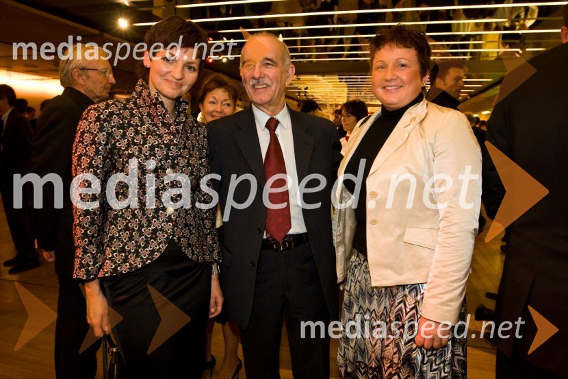 Maja Makovec Brenčič, predsednica Društva za marketing, Matija Krnec, nekdanji novinar, idejni oče projekta Gazela in mednarodni namiznoteniški sodnik in Polona Čehovin Sušin, marketing OKS in nekdanja namiznotenisačicaŠportnik leta 2008