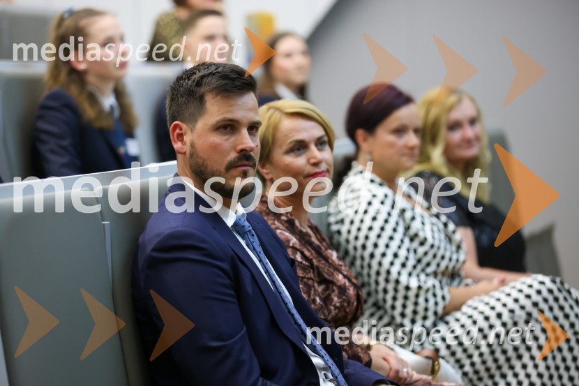  Martin Jezeršek, generalni direktor Jezeršek d.o.o.;  Ilona Stermecki, v.d. direktorice podjetja STOAmbasador gostoljubja in dobrega počutja 2022 VSGT Maribor
