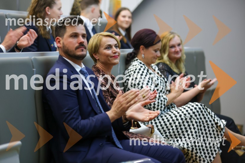  Martin Jezeršek, generalni direktor Jezeršek d.o.o.;  Ilona Stermecki, v.d. direktorice podjetja STO; dr. Tanja Angleitner Sagadin, direktorica, VSGT Maribor; mag. Nataša Kranjc, generalna direktorica Direktorat za srednje in višje šolstvo ter izobraževanje odraslihAmbasador gostoljubja in dobrega počutja 2022 VSGT Maribor