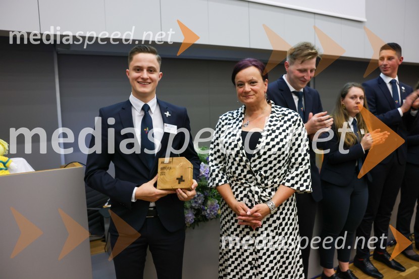  Tristan Romih; dr. Tanja Angleitner Sagadin, direktorica, VSGT MariborAmbasador gostoljubja in dobrega počutja 2022 VSGT Maribor