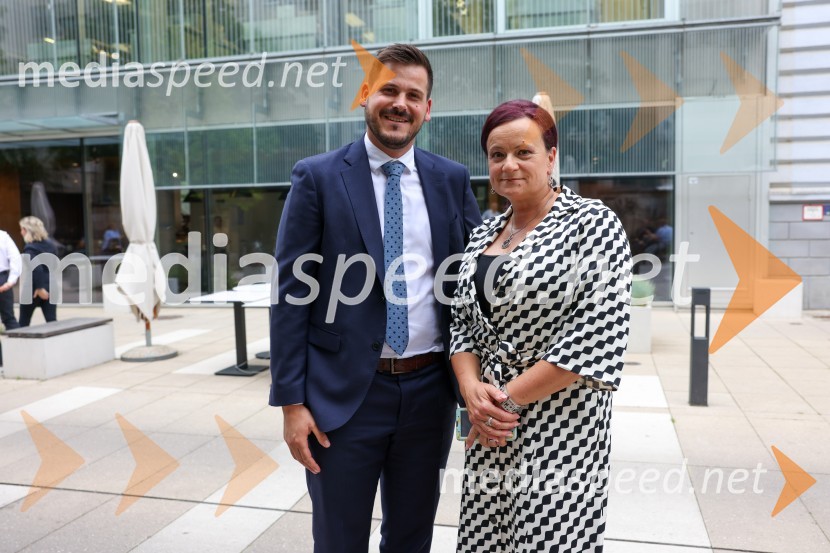  Martin Jezeršek, generalni direktor Jezeršek d.o.o.; dr. Tanja Angleitner Sagadin, direktorica, VSGT MariborAmbasador gostoljubja in dobrega počutja 2022 VSGT Maribor