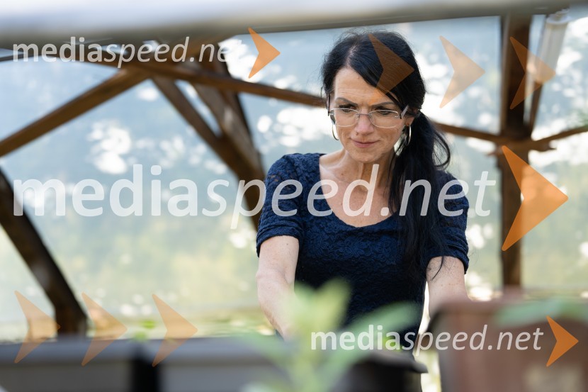 prof. ddr.  Ana Vovk Korže, profesorica, Center za samooskrbo Doleprof. dr. Ana Vovk Korže, portret