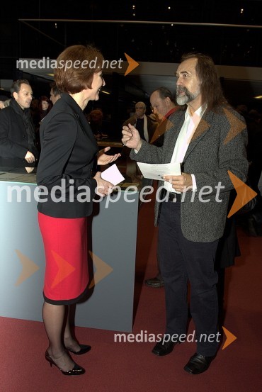 Barbara Jaki, direktorica Narodne galerije in Dragan Bulič, glasbeni urednik Vala 202Kostja Gatnik, odprtje razstave