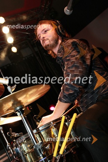 Aleksander Pešut, član bendaMagnifico, božični koncert