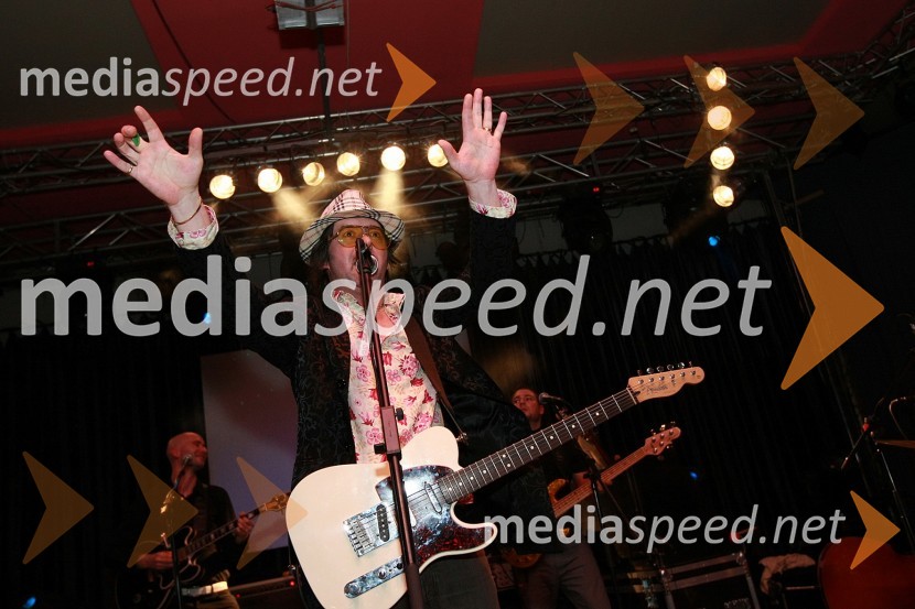 Robert Pešut - Magnifico, pevecMagnifico, božični koncert