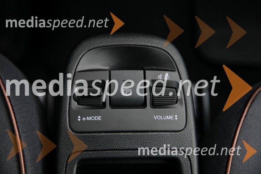 FIAT 500, slovenska predstavitev