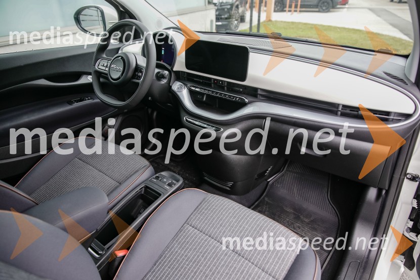 FIAT 500, slovenska predstavitev