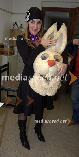 Eva Hren, pevkaEva Hren in Sladcore