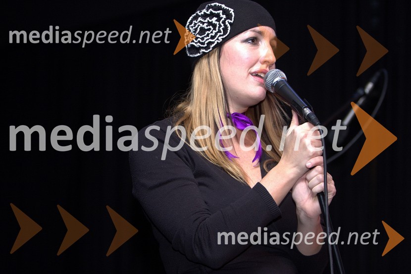 Eva Hren, pevkaEva Hren in Sladcore