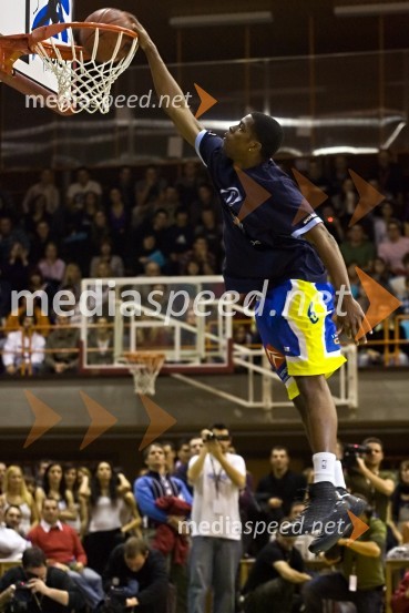 Terence Hudley, zmagovalec tekmovanja v zabijanjuDan slovenske košarke