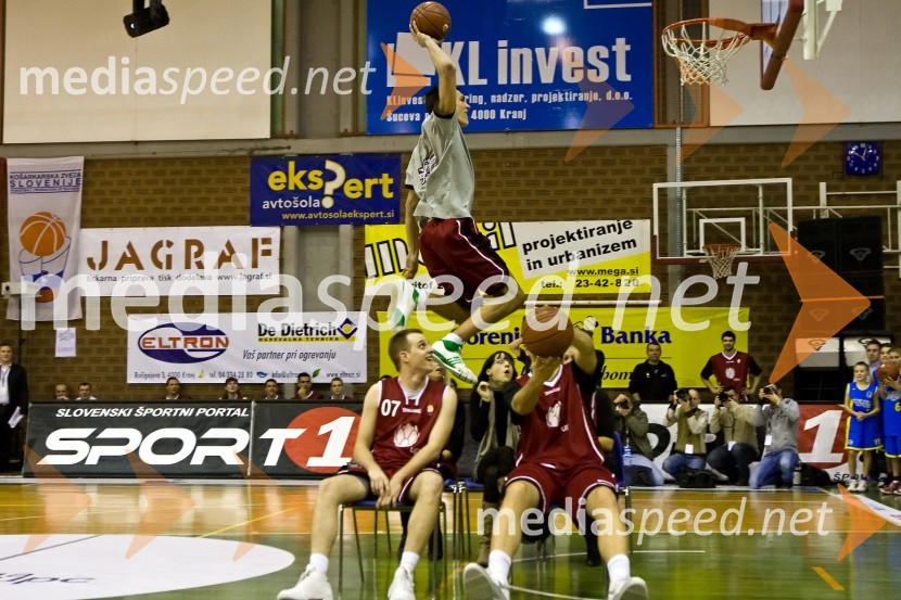 Tekmovanje v zabijanju: Dejan Čigoj, košarkarDan slovenske košarke