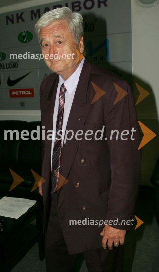 Predsednik NK Maribora prim. Rudi TURK, dr.med.Stipe Balajič poslovilna tekma