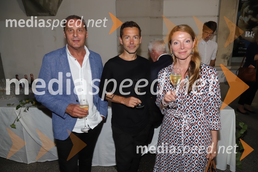  Danilo Rošker, direktor SNG Maribor;  Aleš Novak, umetniški direktor Festival Borštnikovo srečanje;  Nataša Matjašec Rošker, igralkaZaključek 57. festivala Borštnikovo srečanje