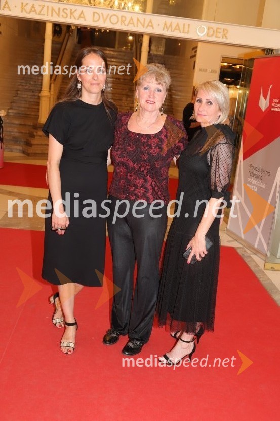  Špela Lešnik, producentka Drame SNG Maribor;  ... ;  Anja  Žižek, marketing SNG MariborZaključek 57. festivala Borštnikovo srečanje