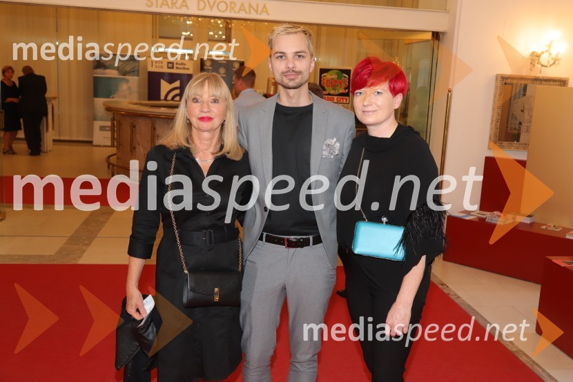  ... ;  David Hojnik, modni oblikovalec DH fashion;  Valerija Grubelnik, Cvetličarna GrubelnikZaključek 57. festivala Borštnikovo srečanje