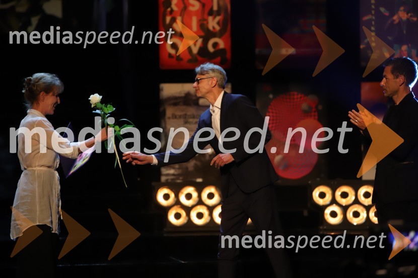  Vesna Jurca Tadel, ravnateljice SNG Drama Ljubljana;  Primož Ekart, igralec, režiser;  Aleš Novak, umetniški direktor Festival Borštnikovo srečanjeZaključek 57. festivala Borštnikovo srečanje