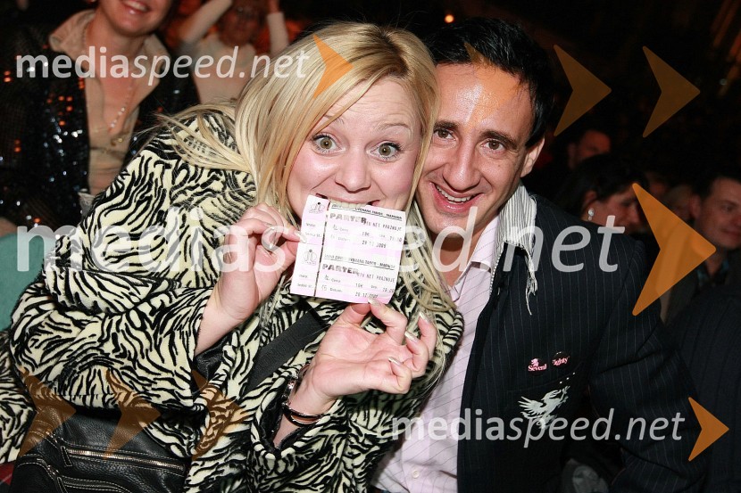 Smiljan Mori, motivator in njegova žena Helena Kodrič Mori, pevkaRTV Net praznuje, novoletni koncert