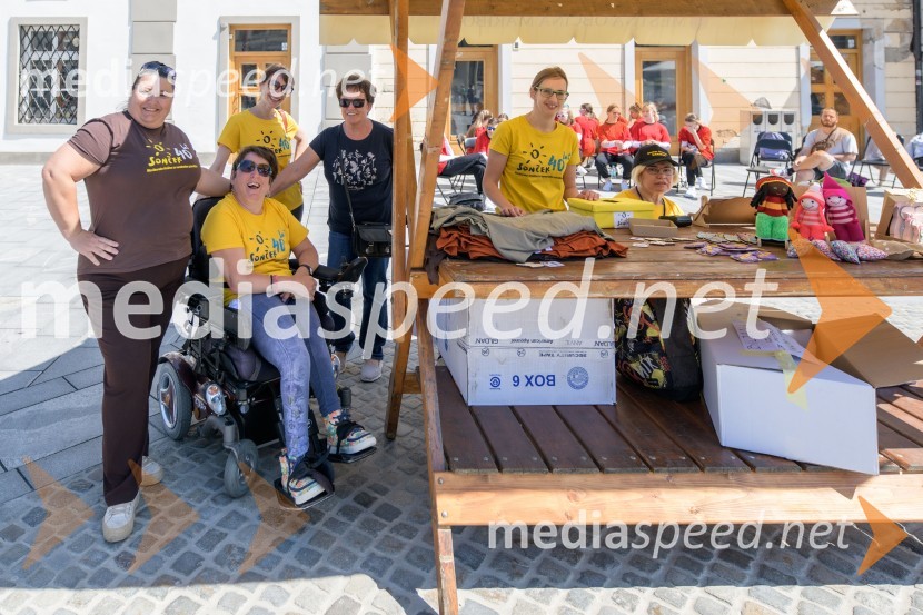 Ples na vozičkih ob 40. obletnici mariborskega društva Sonček